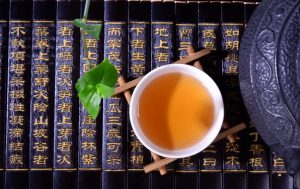注意：冲泡黑茶的水温影响茶汤的品质！
