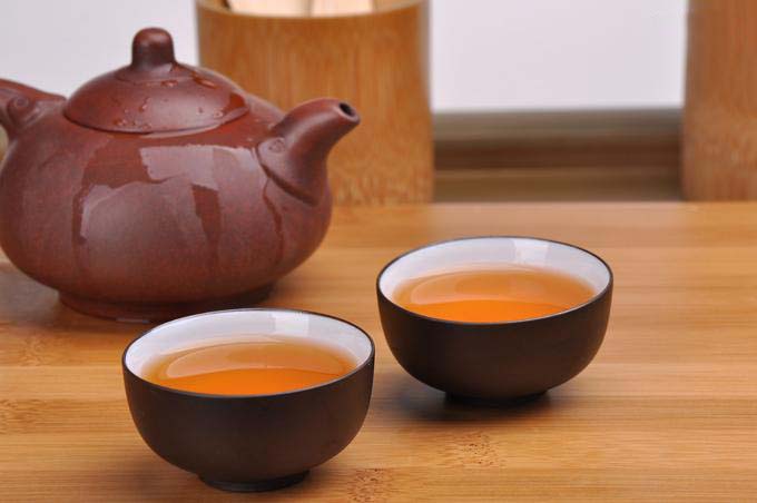 时尚上班族简单饮泡武夷山正山小种红茶的方法