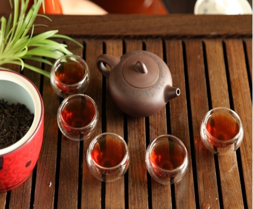 六堡茶最适合在什么季节喝？
