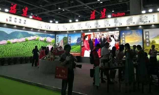 杭州茶博会现场交易量破亿，中国茶产业更加国际化