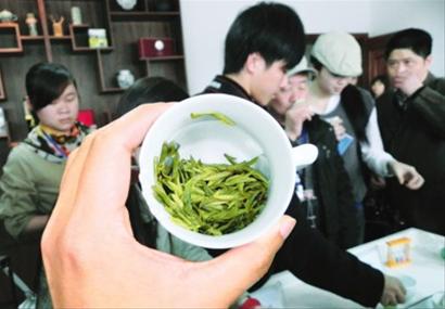 茶协会：西湖龙井将统一包装打假