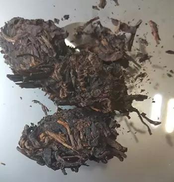 普洱茶渥堆发酵，会产生杂菌吗？