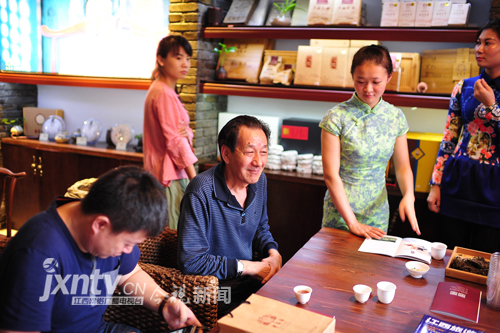 安化黑茶文化节在南昌紫金城举行