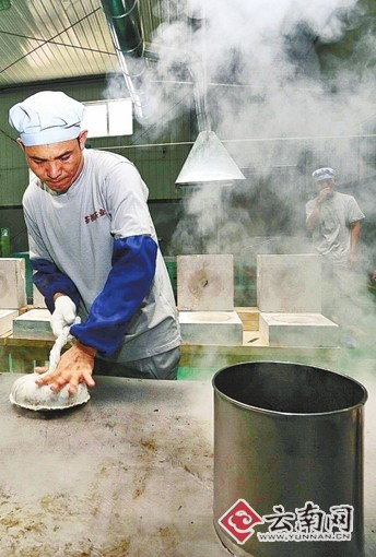 现代工艺武装传统产业普洱茶首次“烤”上了太阳能