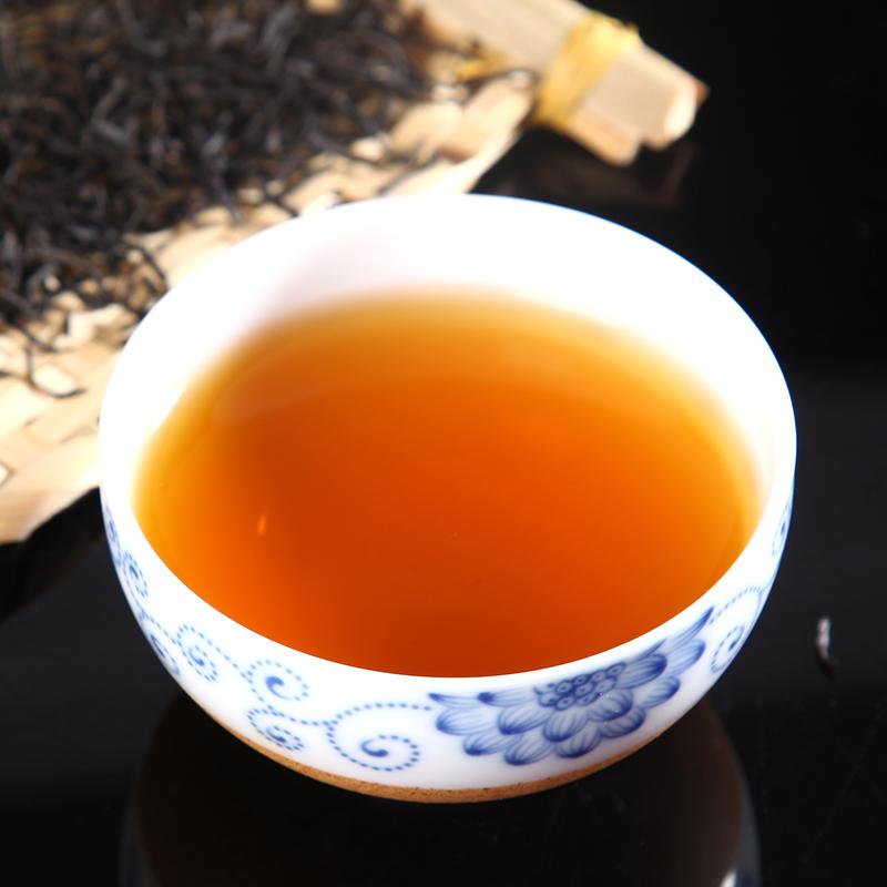 茶叶品质审评“湿看内质”非常重要的评定方法