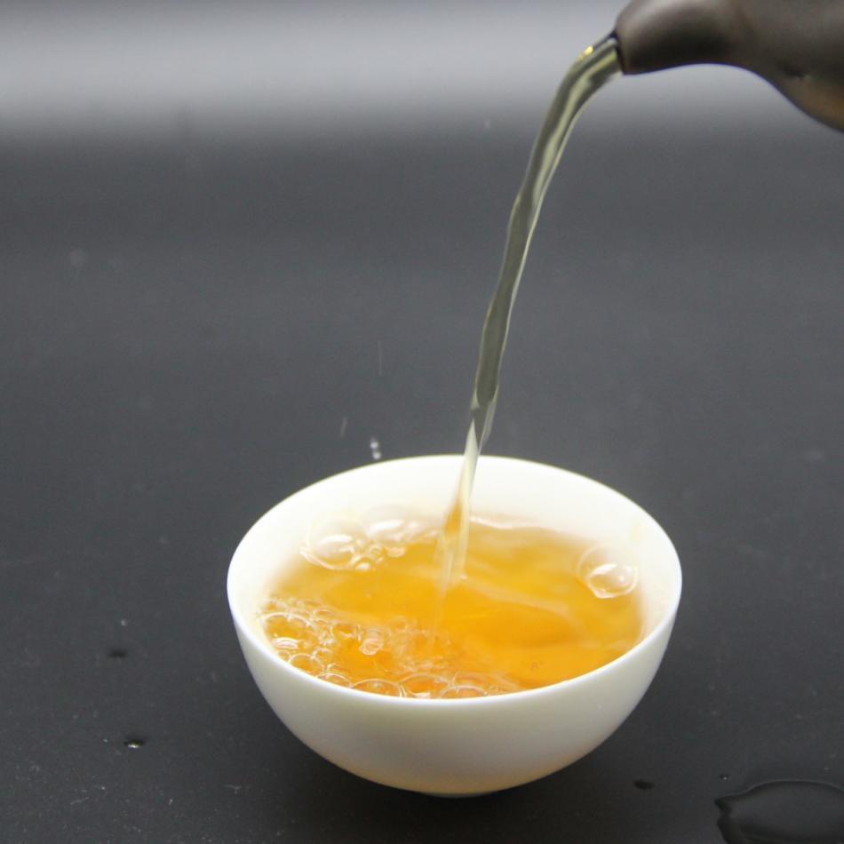 白茶是中国茶叶中的特殊珍品