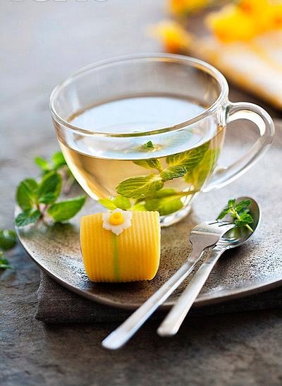 金银花茶具有清热，解毒,抗菌功儿