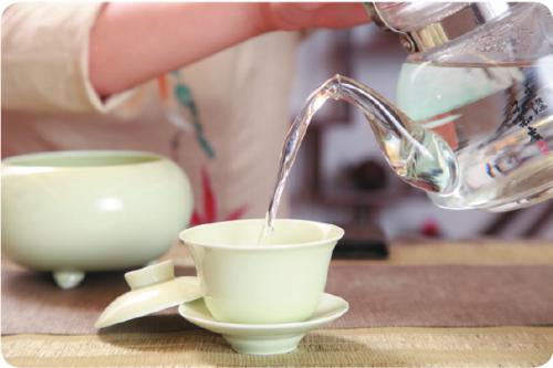 绿茶盖碗沏泡法的步骤是怎样的