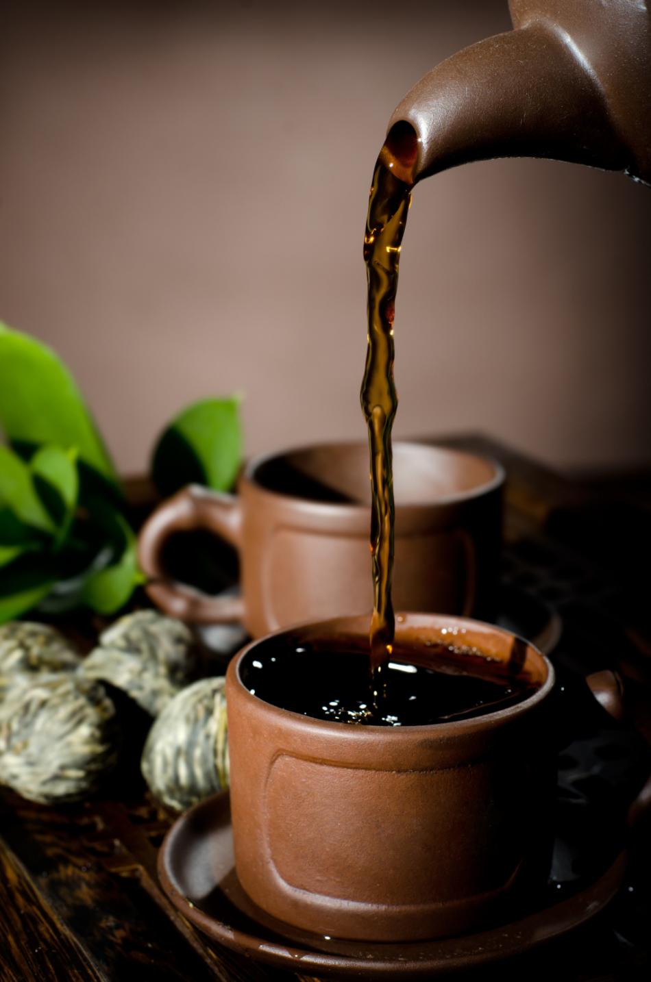 柏砂茶清热除湿，和中养胃功能