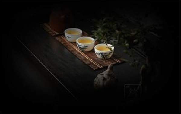 《七碗茶歌》到底讲了什么？茶真的有那么深入玄妙吗？