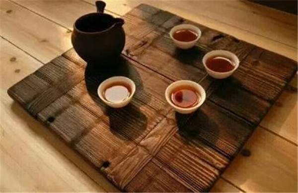 《七碗茶歌》到底讲了什么？茶真的有那么深入玄妙吗？