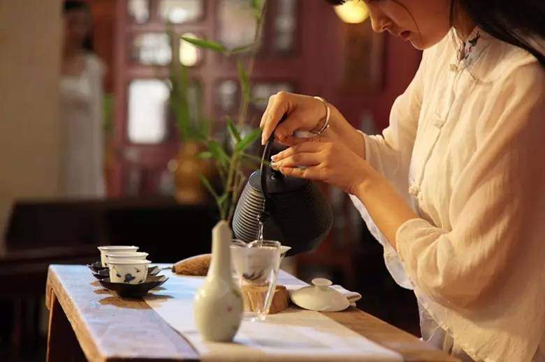 怎么让茶席富有更多的文化气息