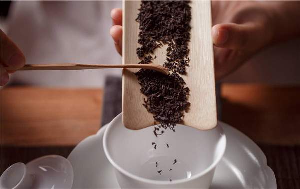 工夫红茶、小种红茶和红碎茶之间有什么不同？