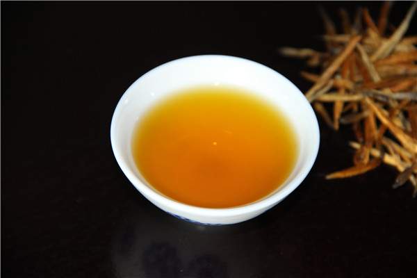 滇红与祁红，这两种红茶的本质特征与区别是什么？