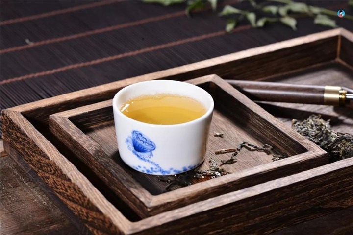 怎么定义普洱新茶、中期茶和老茶？