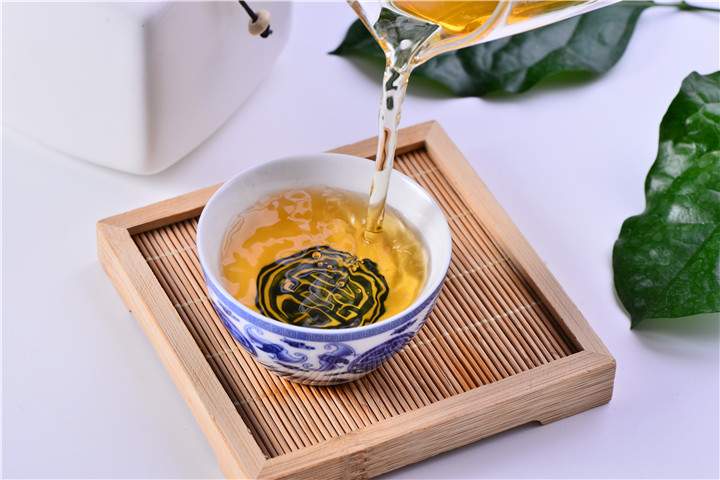 普洱茶春茶、夏茶和秋茶的特征