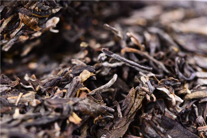 怎样判断普洱茶是否发霉？