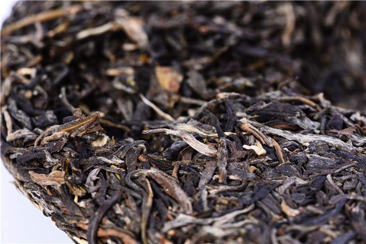 普洱茶的树龄高低是不能以叶片大小来区分的
