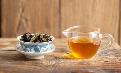 如何站在中医的角度来看普洱茶的利与弊？