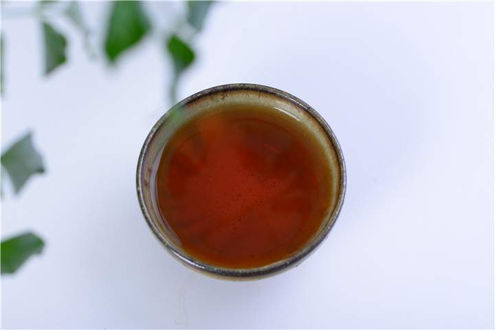 什么是普洱茶的层次度与粘稠度？