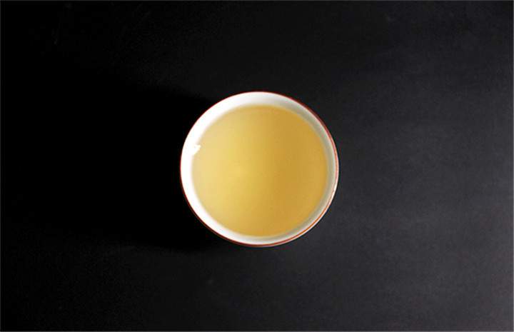如何判断普洱老茶的大体年份呢？
