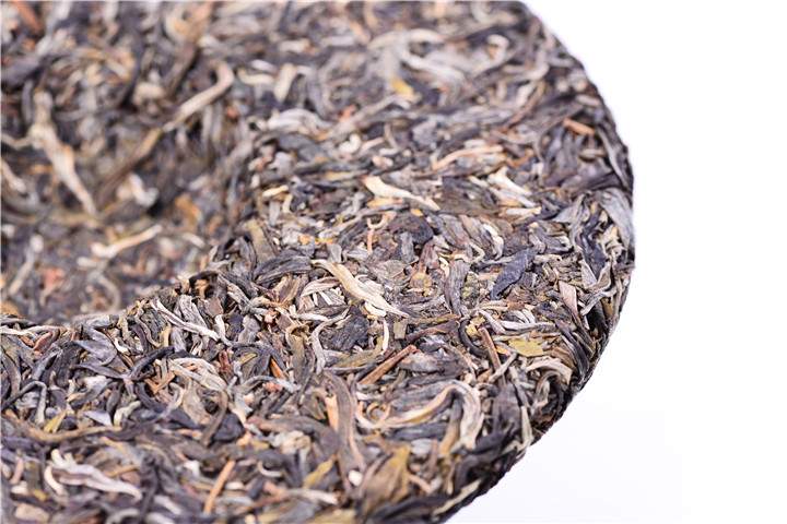 为什么会出现普洱茶净含量与实际重量不符的情况？