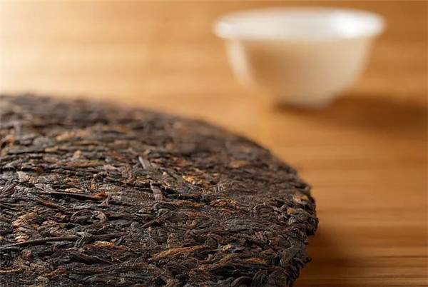 如何判断普洱茶的品质好坏？