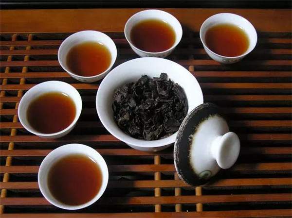 普洱老茶是怎样炼成的？