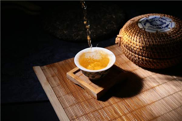 普洱茶是生命艺术，美在真、陈、易！