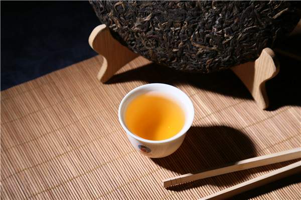 普洱茶是生命艺术，美在真、陈、易！