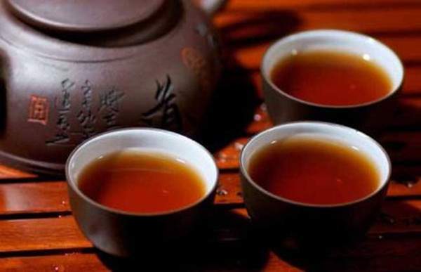 刀哥说茶：偏红、偏绿、偏黄…什么是普洱生茶的正常口感？