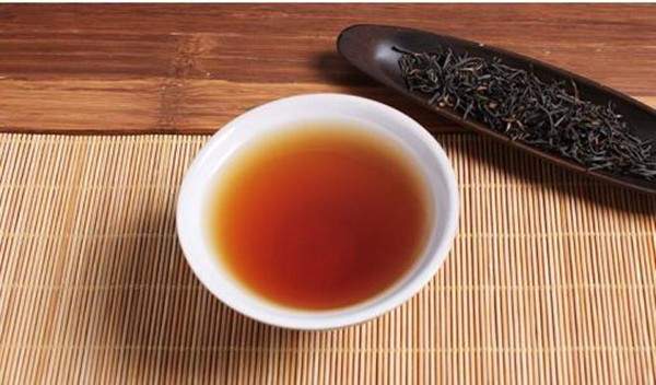 普洱茶生茶品质的标准鉴别方法