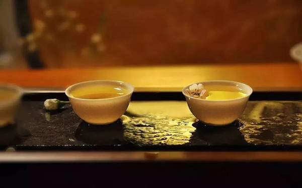 普洱茶的仓味和陈味怎么区别，如何避免？