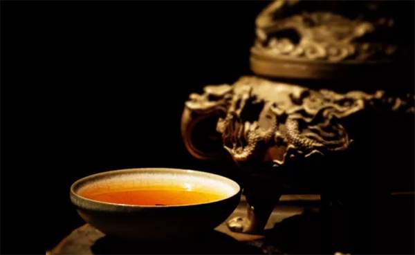旧时普洱茶的后发酵之谜