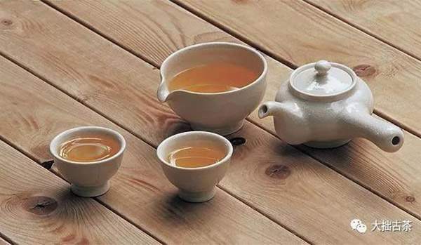 夏季该如何饮用及存储普洱茶？