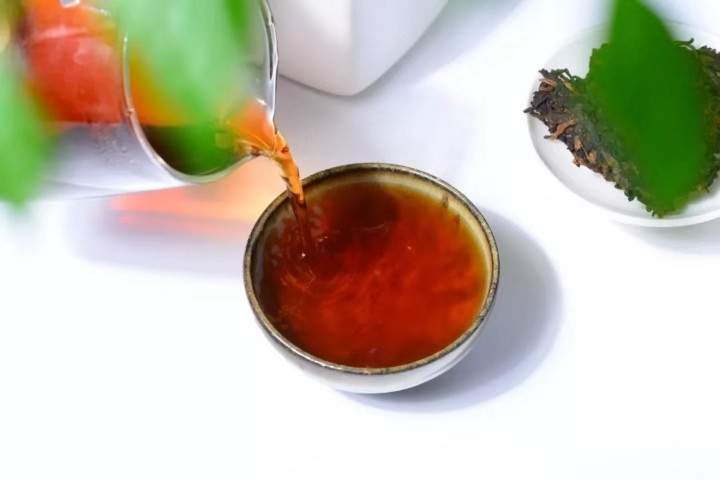 普洱茶知识100讲｜第44讲：如何判断一款熟茶的“资质”？