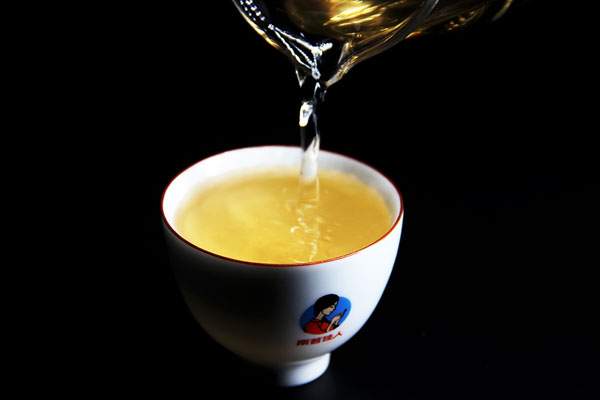 普洱茶茶汤品质与水质有什么样的关系？