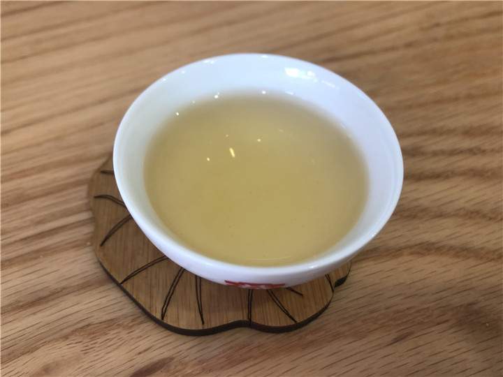 普洱茶知识100讲｜第41讲：孤独的邦崴过渡型古茶王