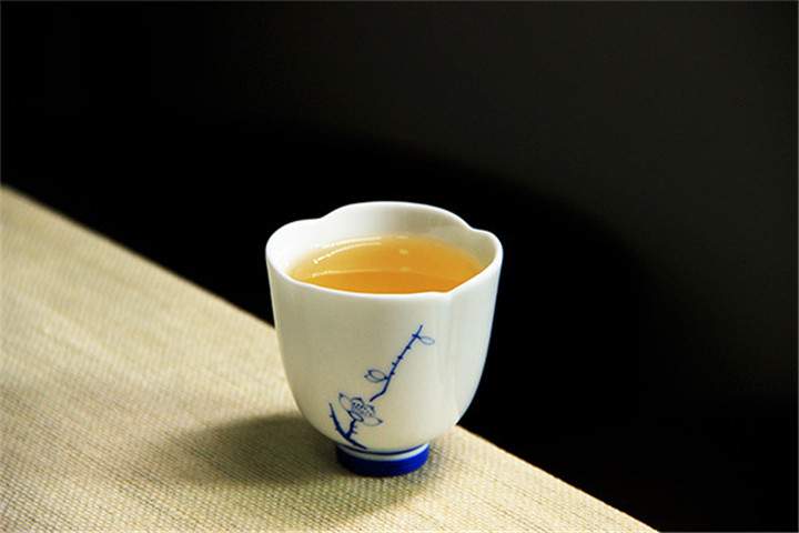 普洱茶知识100讲｜第27讲：普洱茶中的泡沫