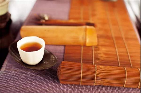 茶叶的甜味物质有哪三类？为什么普洱茶会产生酸味？