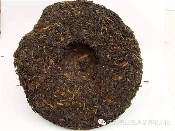 普洱茶原料与制程的演变：从号级茶到七子饼