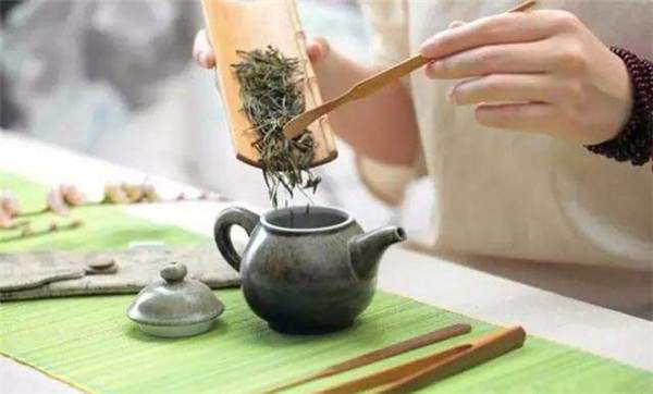 为什么普洱熟茶发酵后，最好放几年再喝？