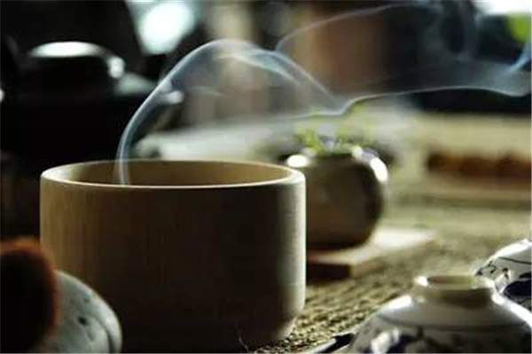 如何鉴别纯料古树普洱茶？纯料古树茶为什么那么受欢迎？