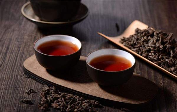 如何正确品鉴普洱熟茶？如何品鉴普洱茶的好坏？
