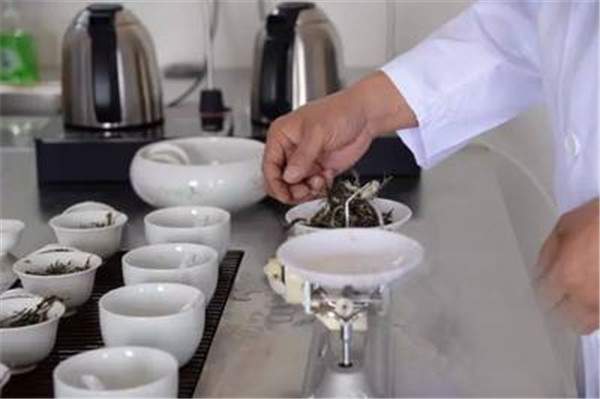 普洱茶的工艺之拼配：赋予了普洱茶更多的口感（二）