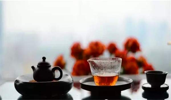 普洱茶，十年的仓储与跟进，自然陈化十年老茶