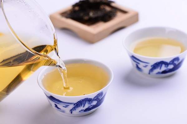 说茶观|云南普洱茶是生茶对身体更好，还是熟茶对身体更好？为什么？