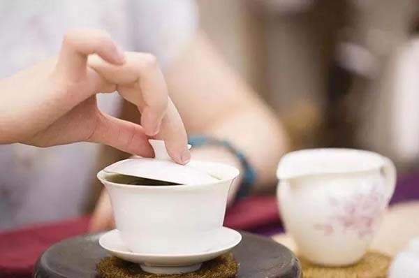 说茶观丨普洱茶怎么喝最减肥？
