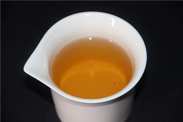 解读普洱茶中期茶：一些与众不同的特征