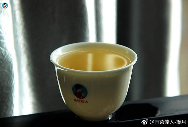 茶人微语录︱喝普洱茶，选择生茶好还是熟茶好？